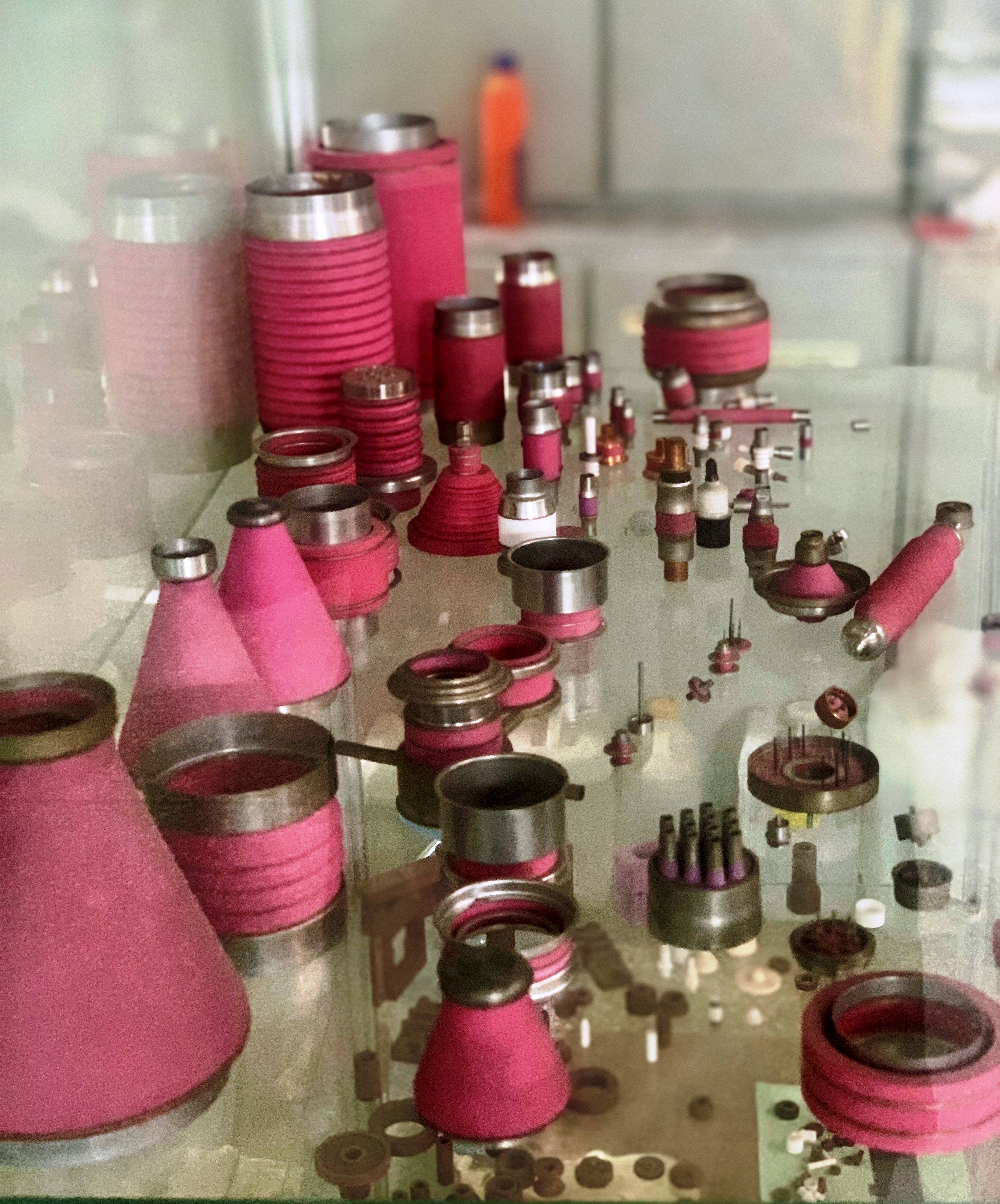 Изоляторы металлокерамические